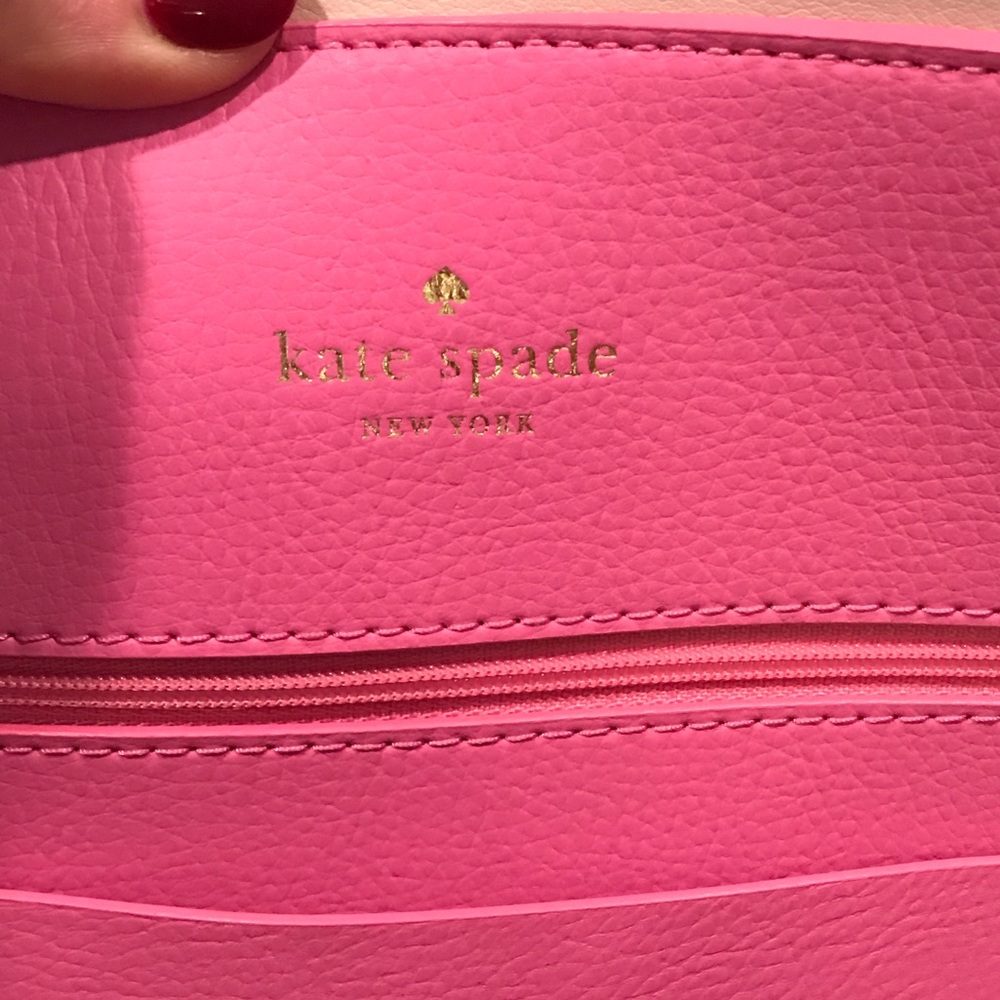 Kate Spade Tote ♠️ - Picture 4 of 8